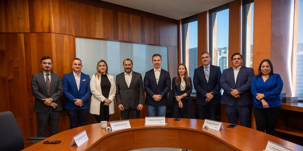 Firma Gobierno de Monterrey convenio con el ITESM para capacitar a empleados municipales